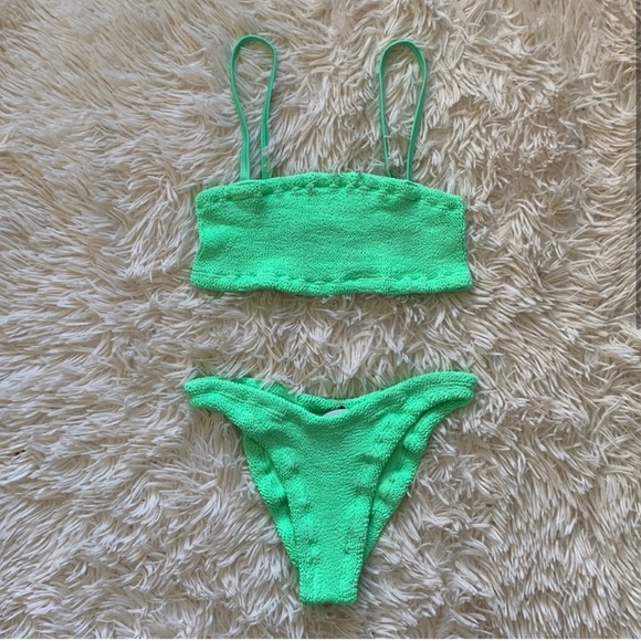 NWT hunza g Gigi crinkle bikini in lime one size - Picture 3 of 6